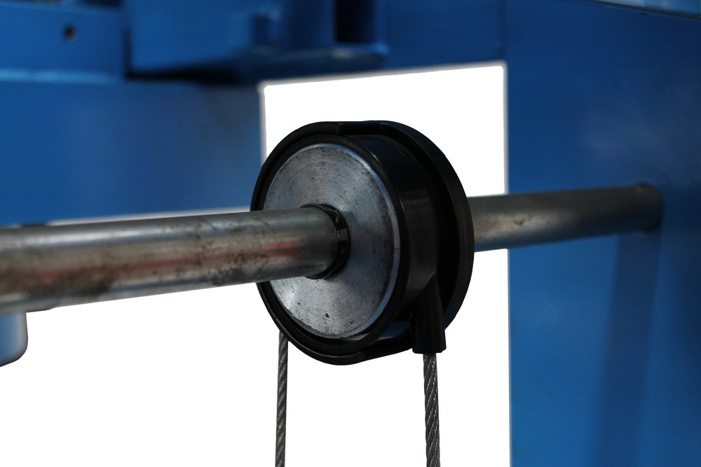 Werkplaatspers elektrisch met handlier 150 ton - Afbeelding 7